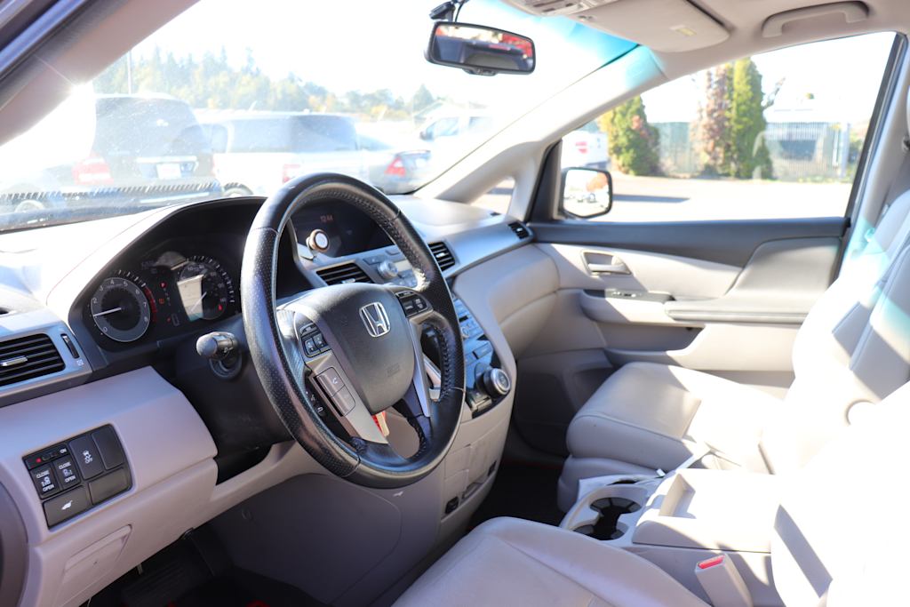 Thumbnail: 2012 Honda Odyssey - 2