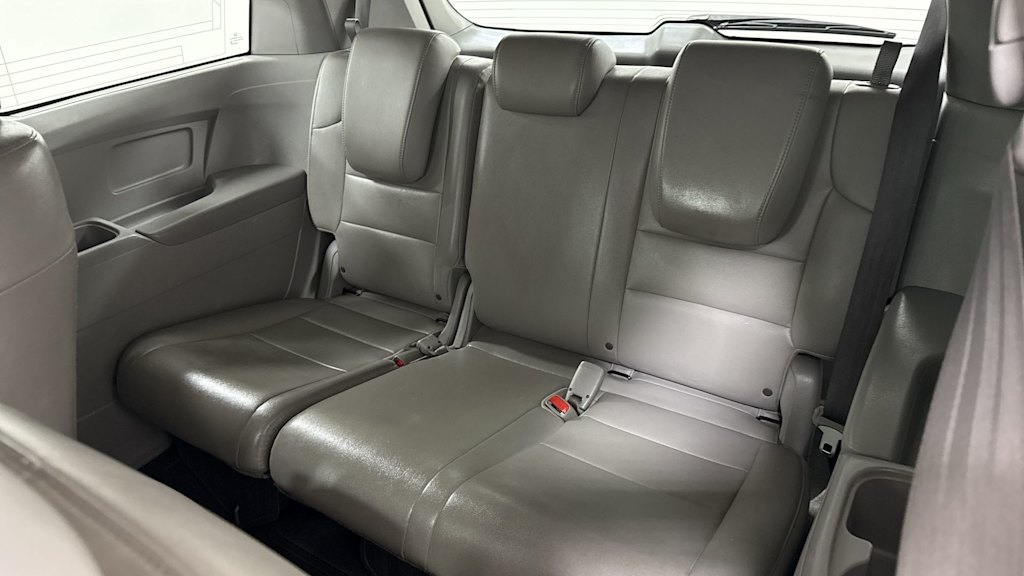 Thumbnail: 2012 Honda Odyssey - 30