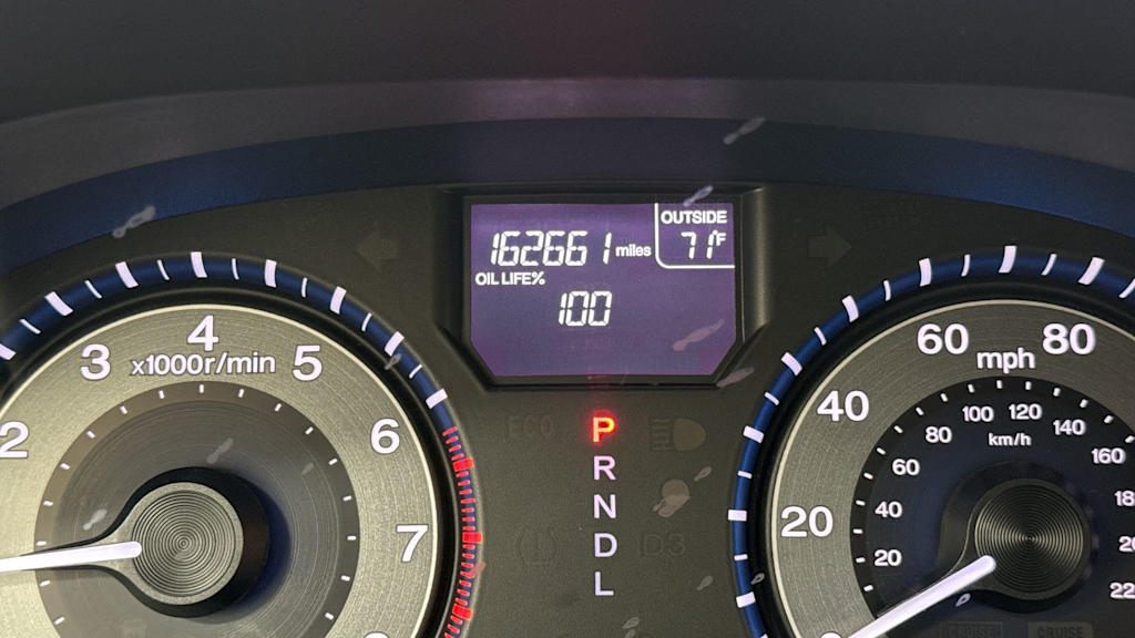 Thumbnail: 2012 Honda Odyssey - 17