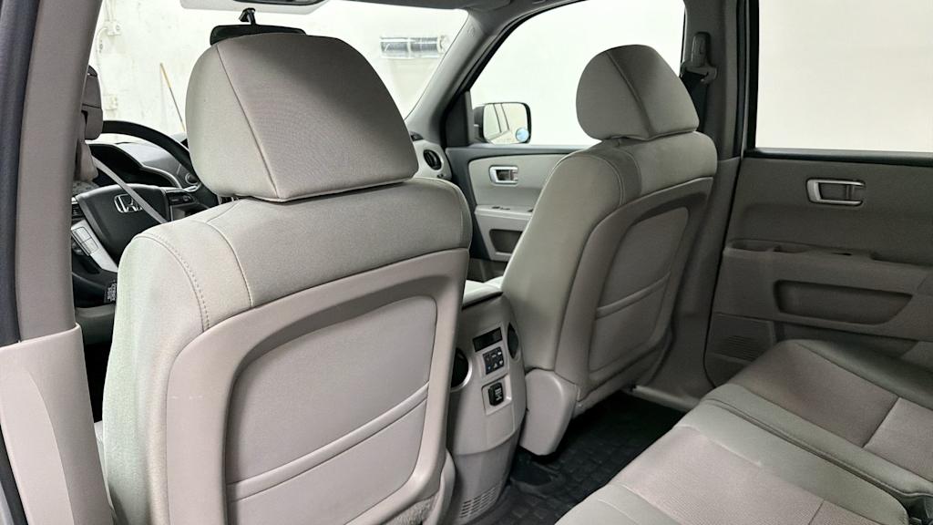 Thumbnail: 2013 Honda Pilot - 30