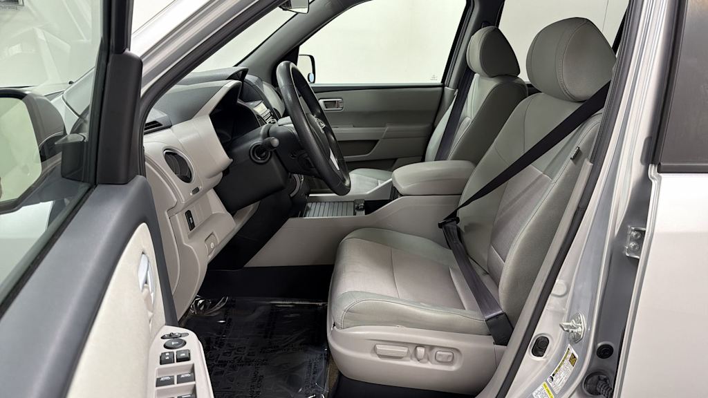 Thumbnail: 2013 Honda Pilot - 11