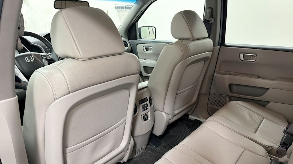 Thumbnail: 2012 Honda Pilot - 32