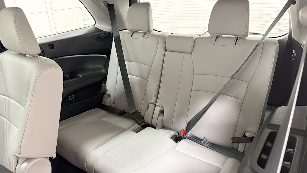 Thumbnail: 2018 Honda Pilot - 30