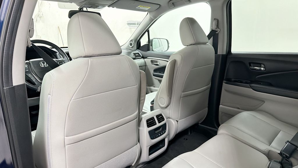 Thumbnail: 2018 Honda Pilot - 31