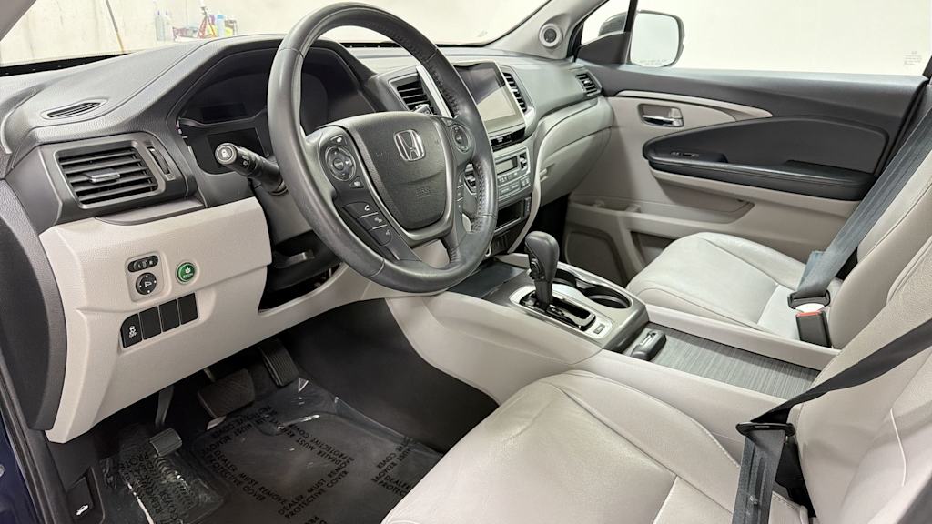 Thumbnail: 2018 Honda Pilot - 2