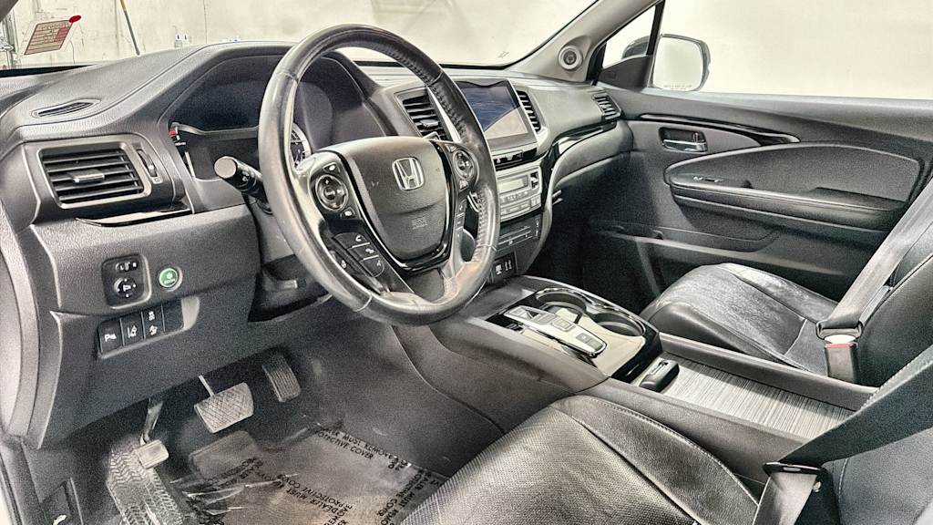 Thumbnail: 2016 Honda Pilot - 2