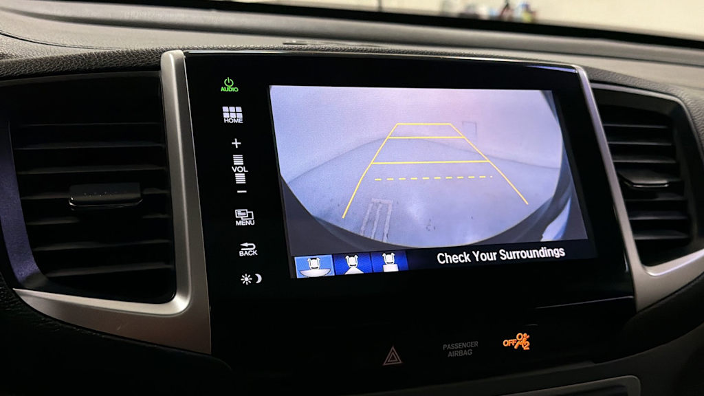 Thumbnail: 2016 Honda Pilot - 27