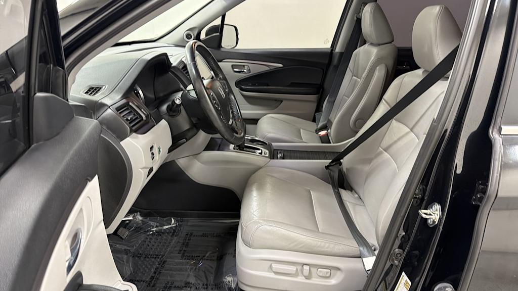Thumbnail: 2016 Honda Pilot - 11