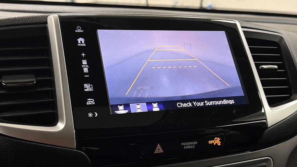 Thumbnail: 2017 Honda Pilot - 27