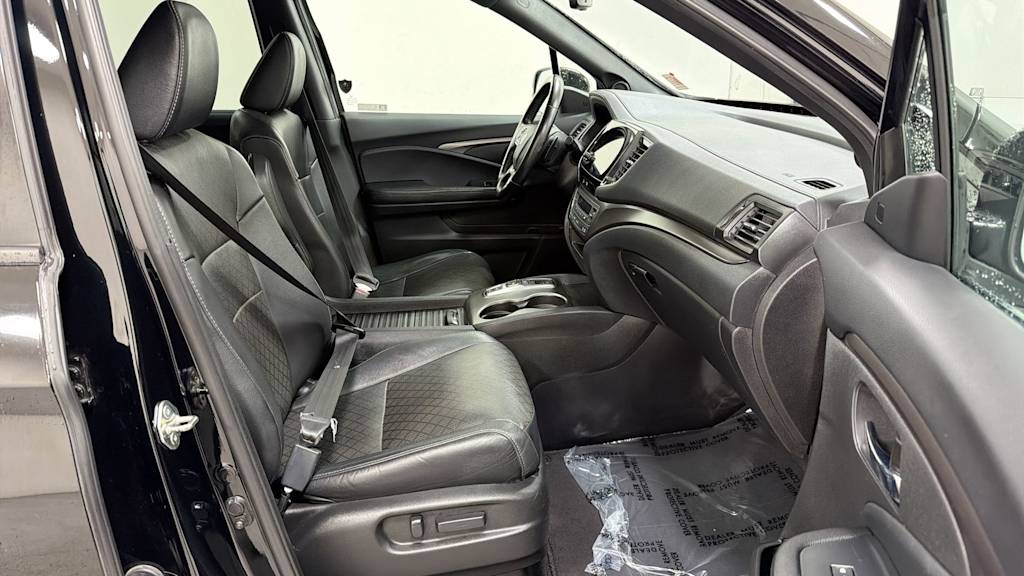 Thumbnail: 2019 Honda Passport - 31