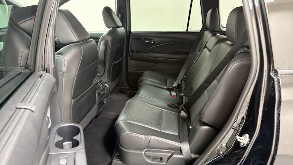 Thumbnail: 2019 Honda Passport - 13