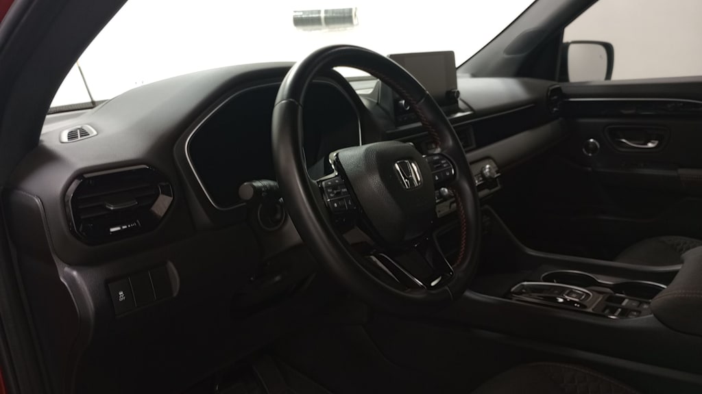 Thumbnail: 2023 Honda Pilot - 2
