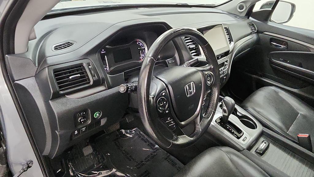 Thumbnail: 2019 Honda Ridgeline - 2