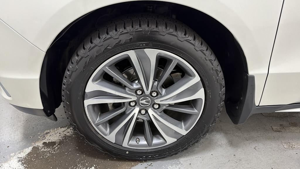 Thumbnail: 2017 Acura MDX - 8