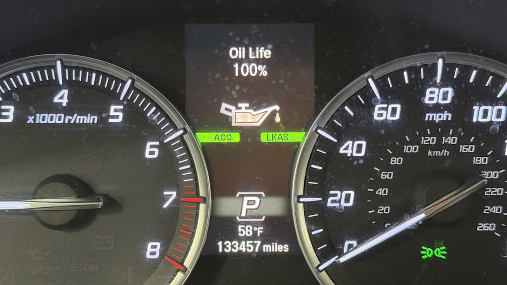 Thumbnail: 2017 Acura MDX - 17