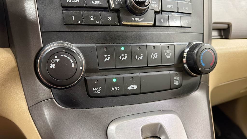 Thumbnail: 2011 Honda CR-V - 26