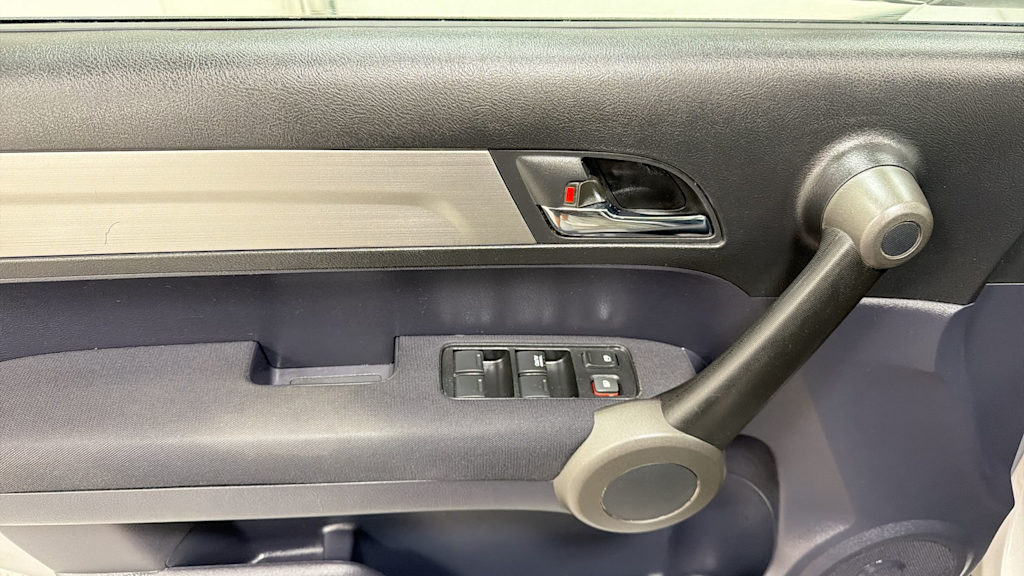 Thumbnail: 2010 Honda CR-V - 26