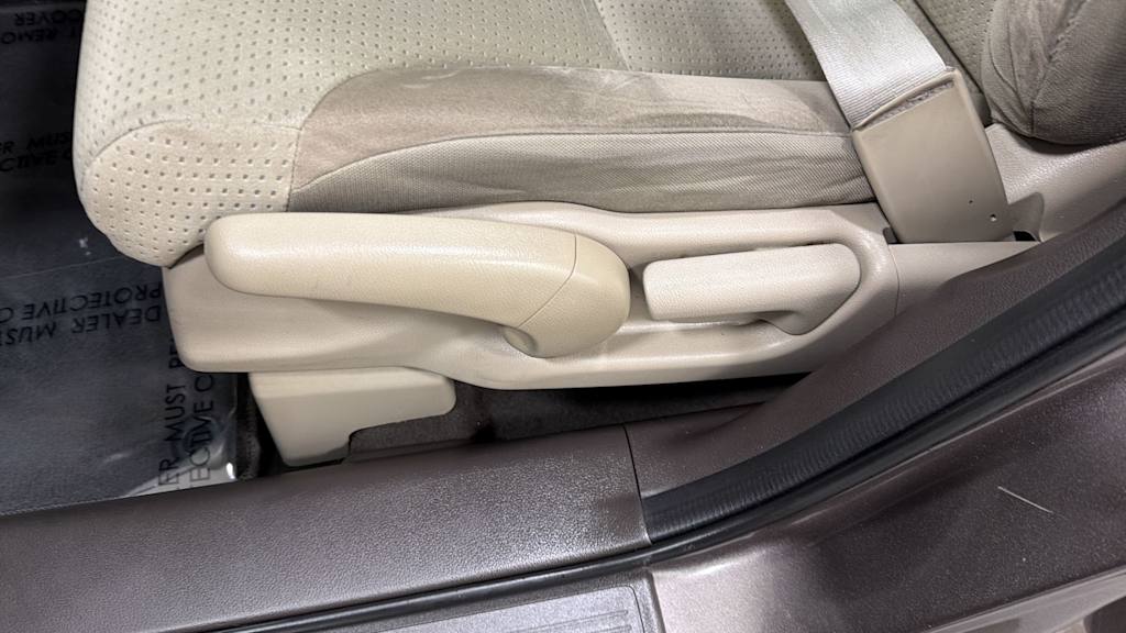 Thumbnail: 2012 Honda CR-V - 25