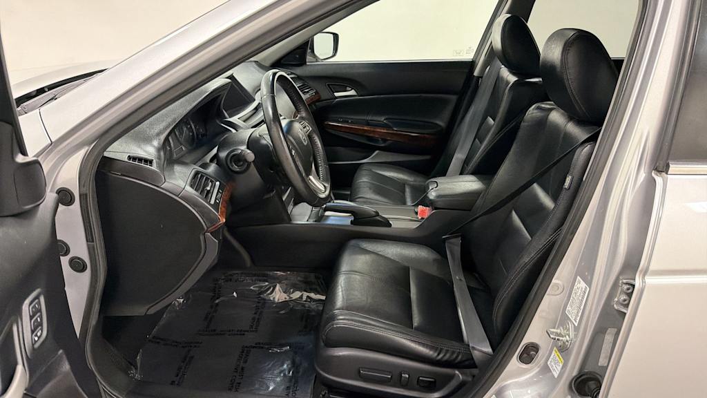 Thumbnail: 2011 Honda Accord Crosstour - 11