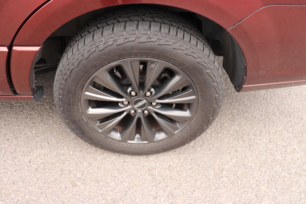 Thumbnail: 2015 Lincoln Navigator - 7
