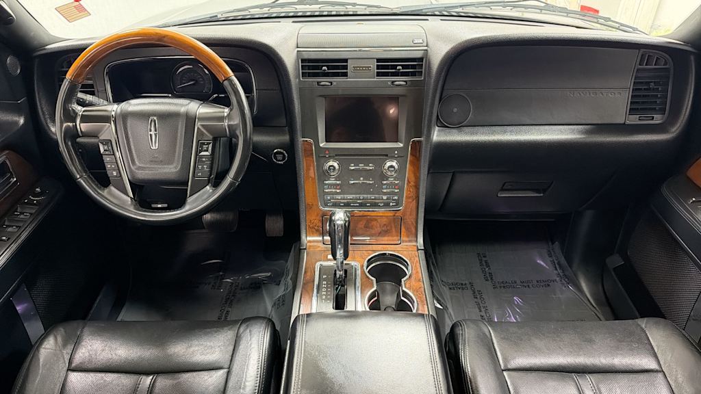 Thumbnail: 2016 Lincoln Navigator - 14
