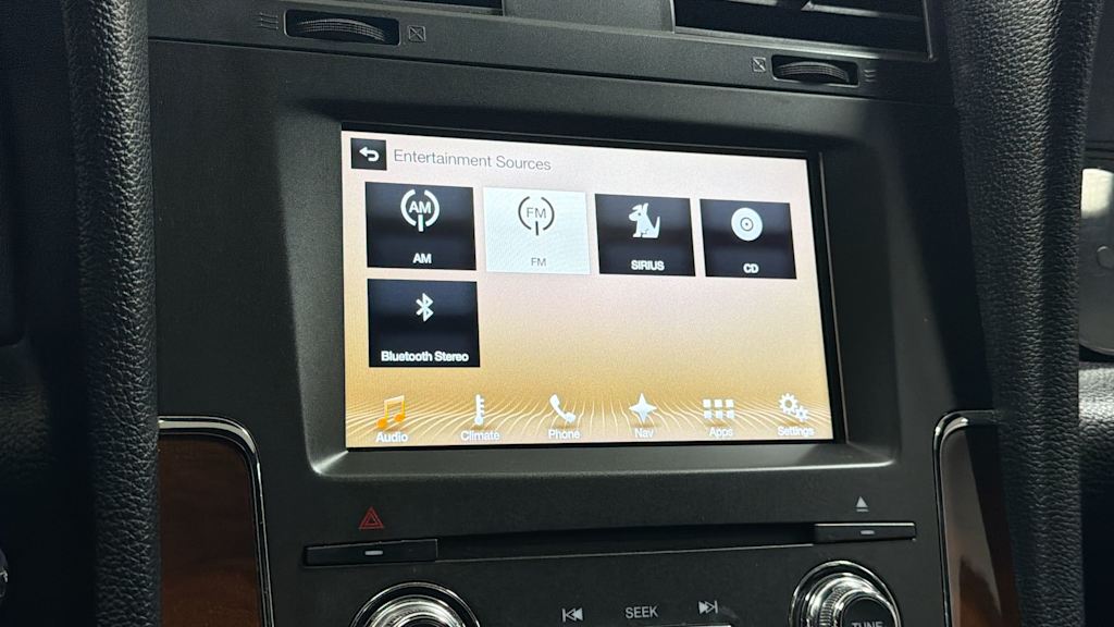 Thumbnail: 2016 Lincoln Navigator - 26
