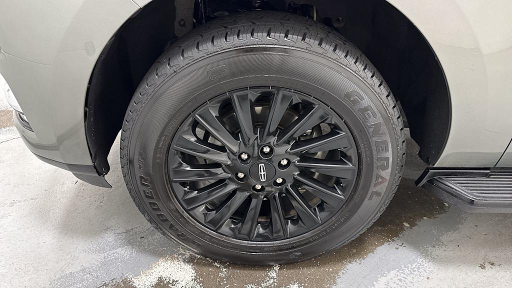 Thumbnail: 2019 Lincoln Navigator - 7