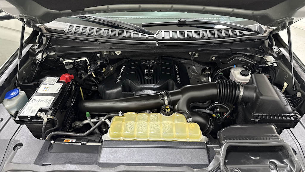 Thumbnail: 2019 Lincoln Navigator - 8