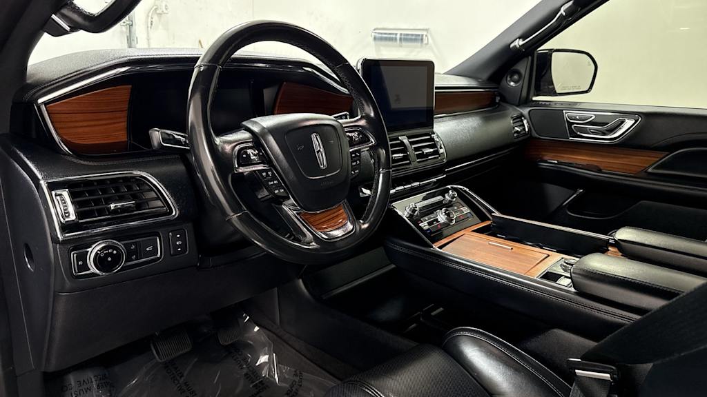 Thumbnail: 2019 Lincoln Navigator - 2