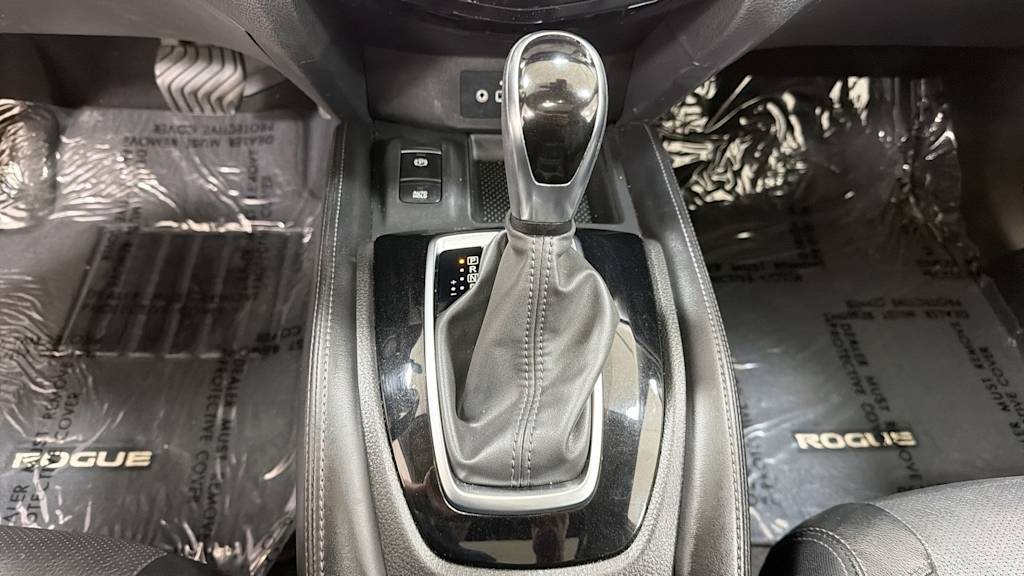 Thumbnail: 2019 Nissan Rogue - 15