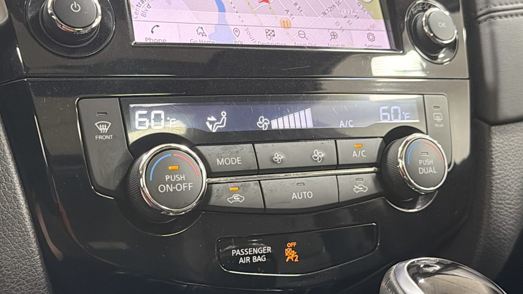 Thumbnail: 2019 Nissan Rogue - 29