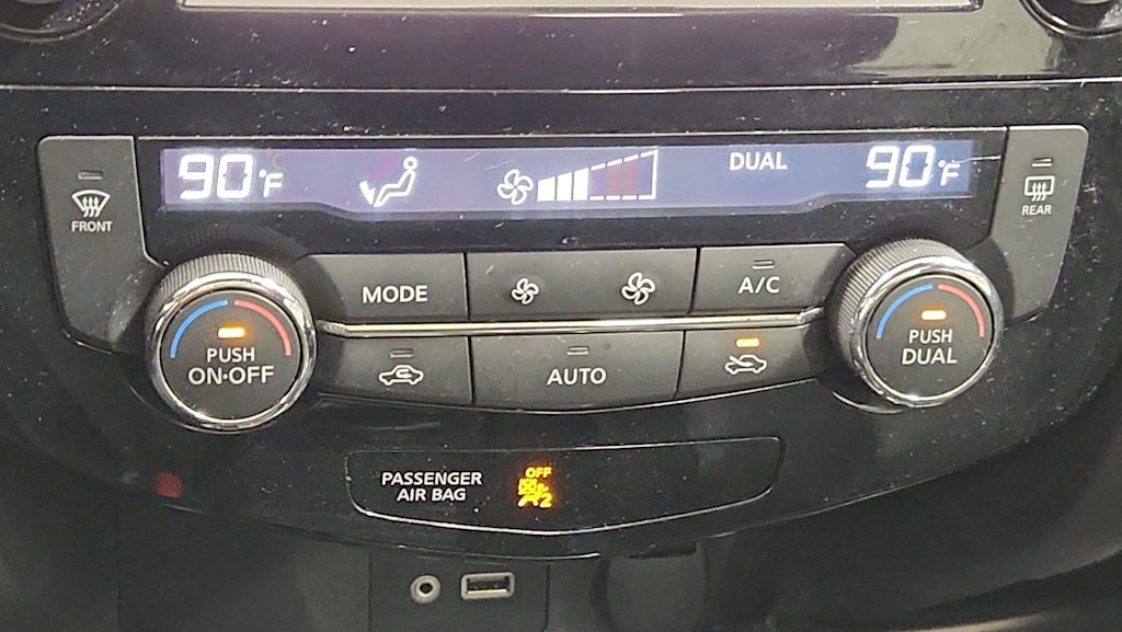 Thumbnail: 2019 Nissan Rogue - 28