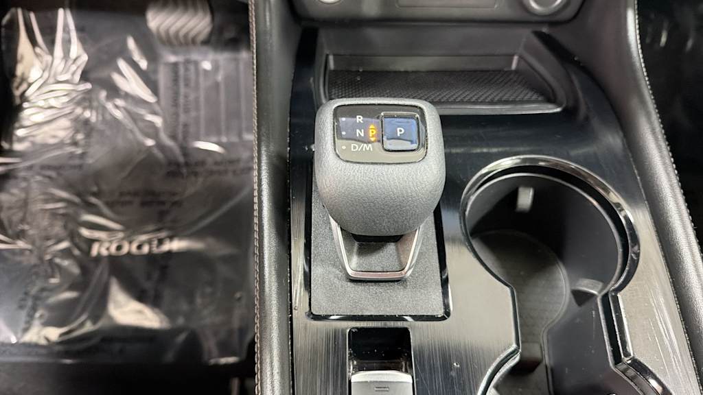 Thumbnail: 2021 Nissan Rogue - 15