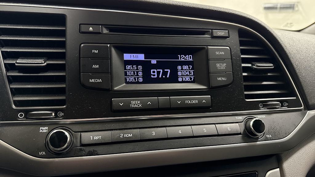 Thumbnail: 2018 Hyundai Elantra - 13