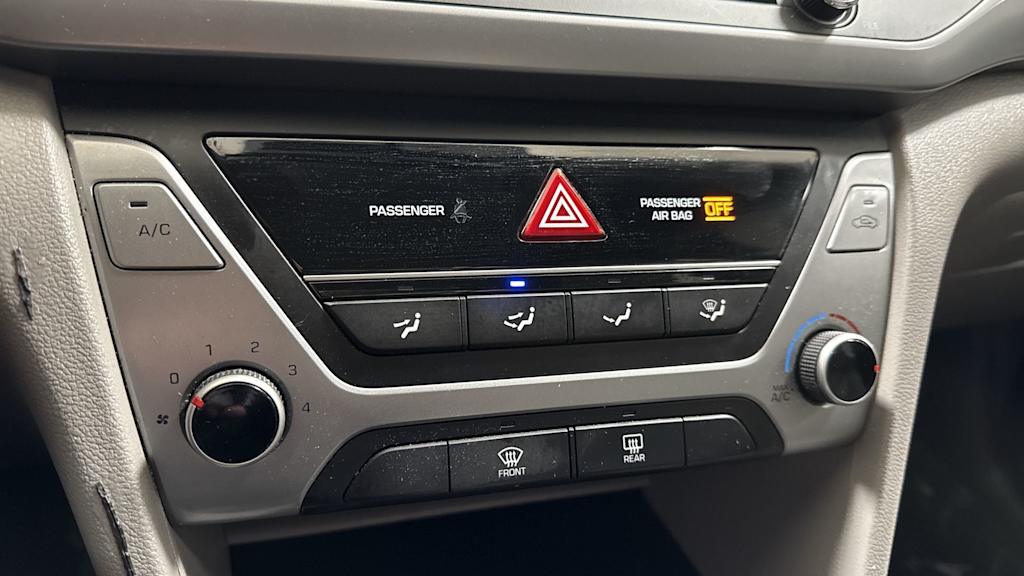 Thumbnail: 2018 Hyundai Elantra - 27