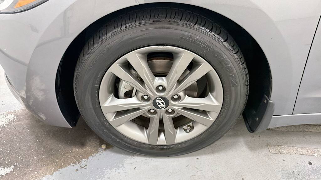 Thumbnail: 2018 Hyundai Elantra - 8