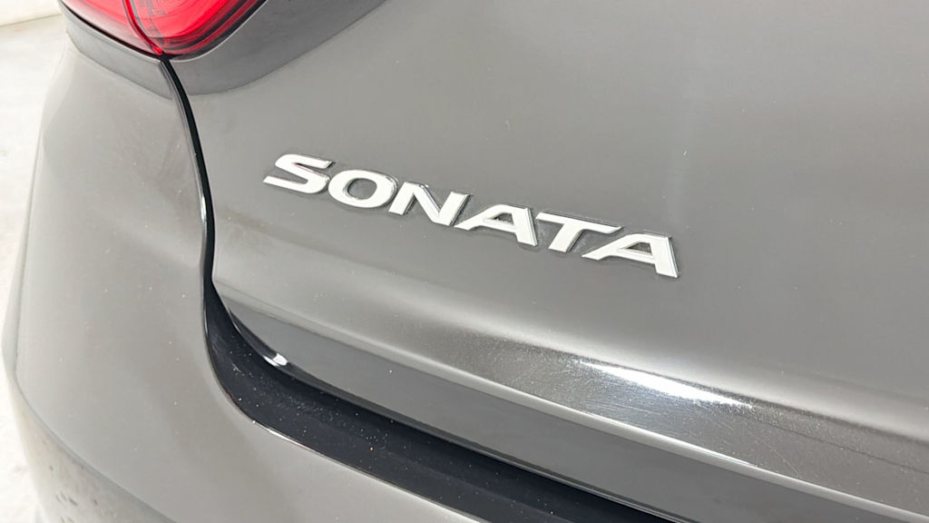 Thumbnail: 2017 Hyundai Sonata - 28