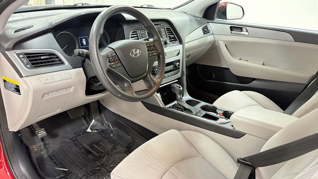 Thumbnail: 2015 Hyundai Sonata - 2
