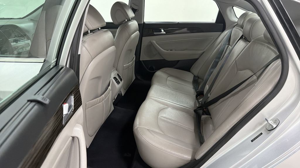 Thumbnail: 2015 Hyundai Sonata - 13