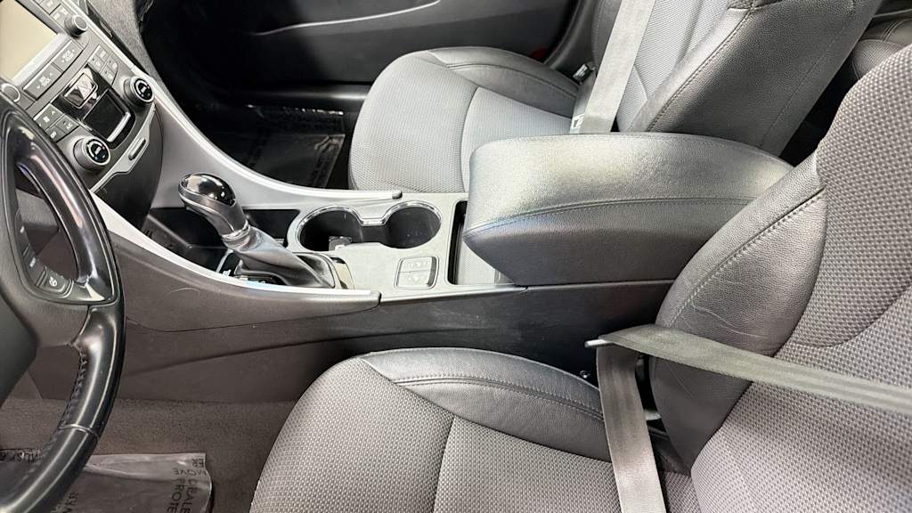 Thumbnail: 2014 Hyundai Sonata - 11