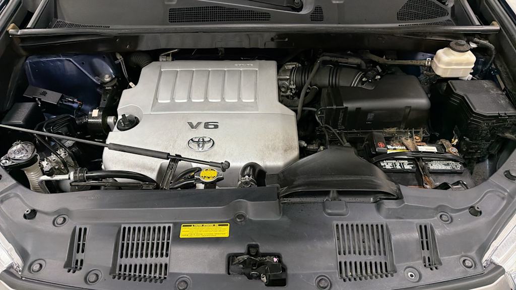 Thumbnail: 2011 Toyota Highlander - 9