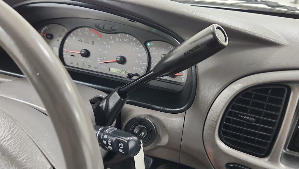 Thumbnail: 2002 Toyota Sequoia - 14