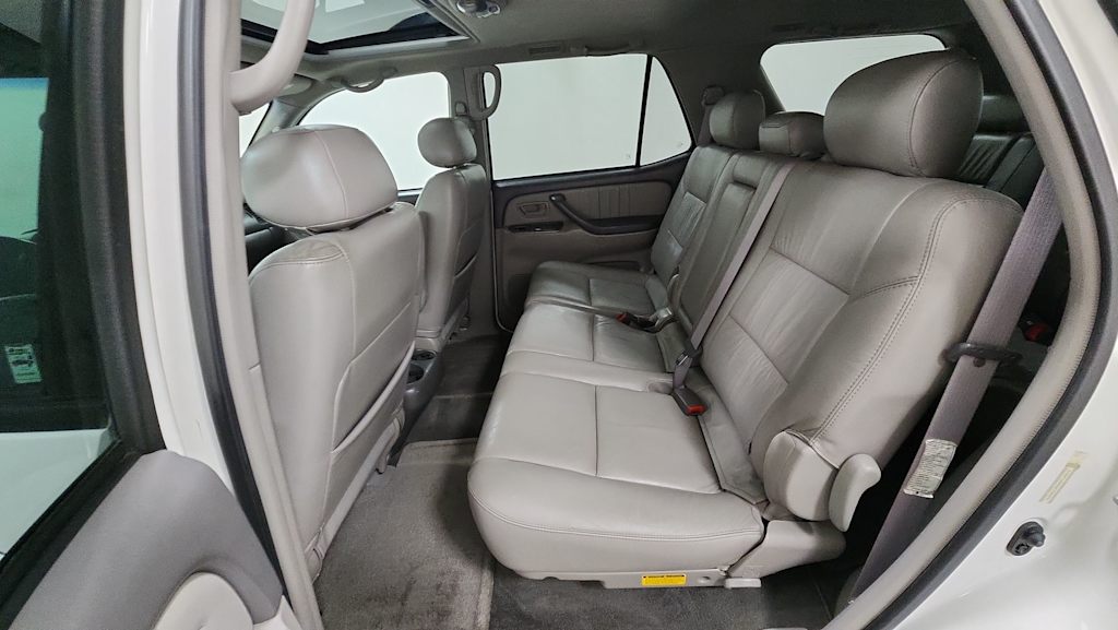 Thumbnail: 2002 Toyota Sequoia - 13