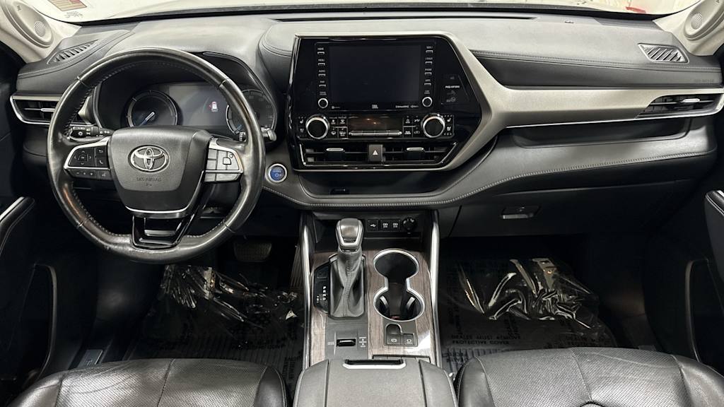 Thumbnail: 2021 Toyota Highlander - 13