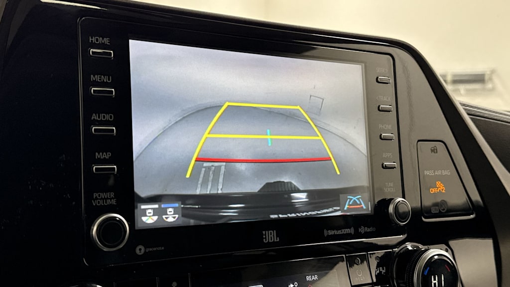 Thumbnail: 2021 Toyota Highlander - 27