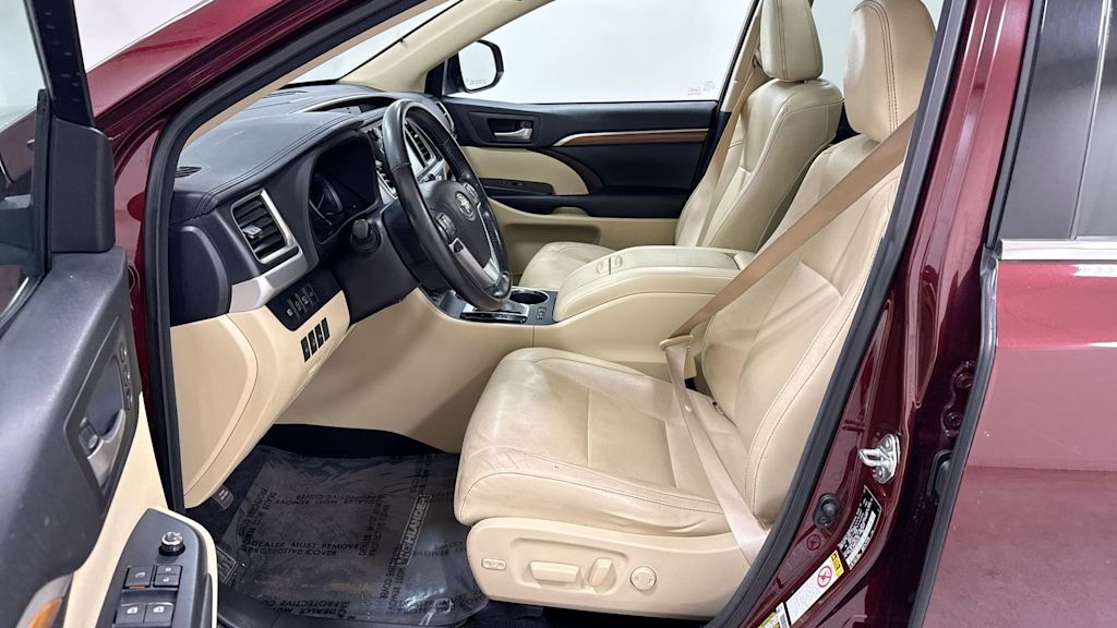 2017 Toyota Highlander Limited 11