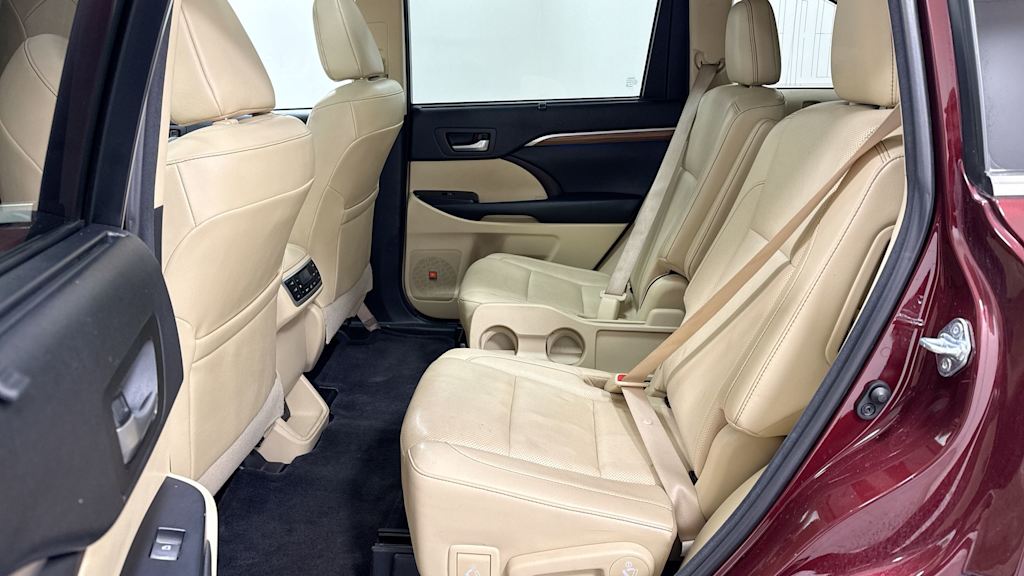 2017 Toyota Highlander Limited 13