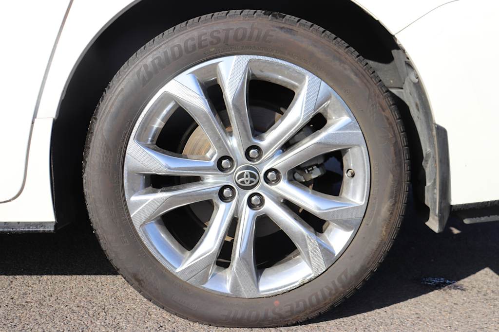 Thumbnail: 2021 Toyota Sienna - 6