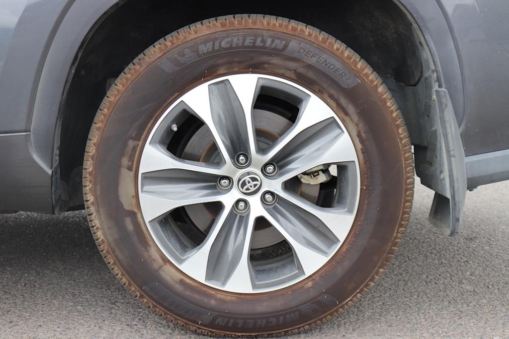 Thumbnail: 2021 Toyota Highlander - 6