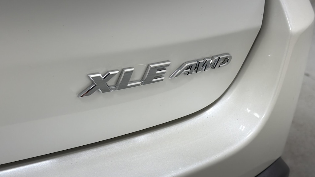 Thumbnail: 2017 Toyota Highlander - 7